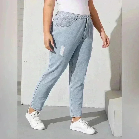🎆 SHEIN high waisted distressed mom jean light wash XL tapered leg non-stretch - Picture 3 of 11